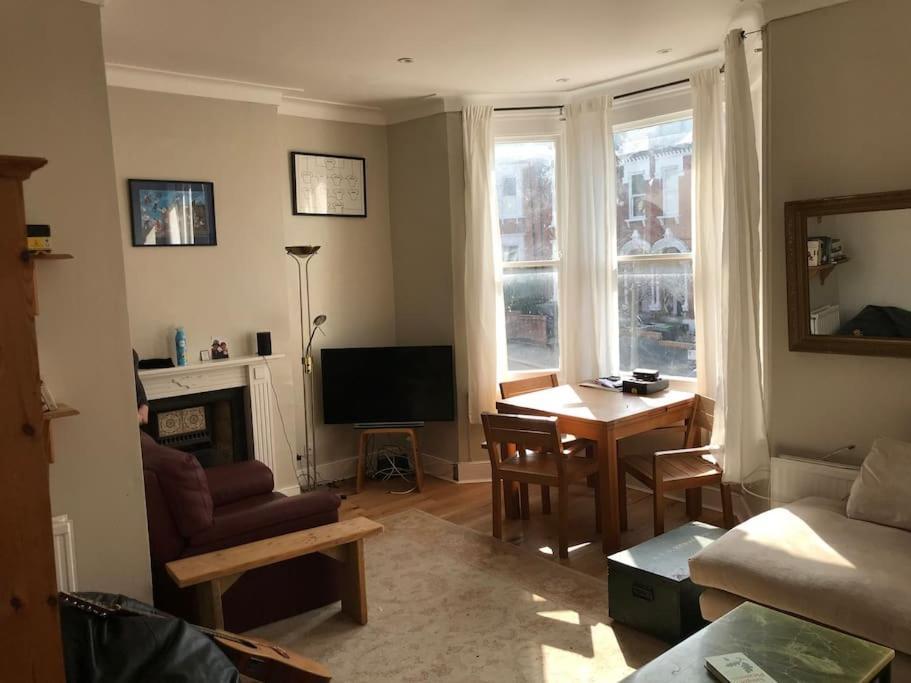 Апартаменты Elegant 3Bed Crouchend In Style With Roof Terrace Лондон Экстерьер фото